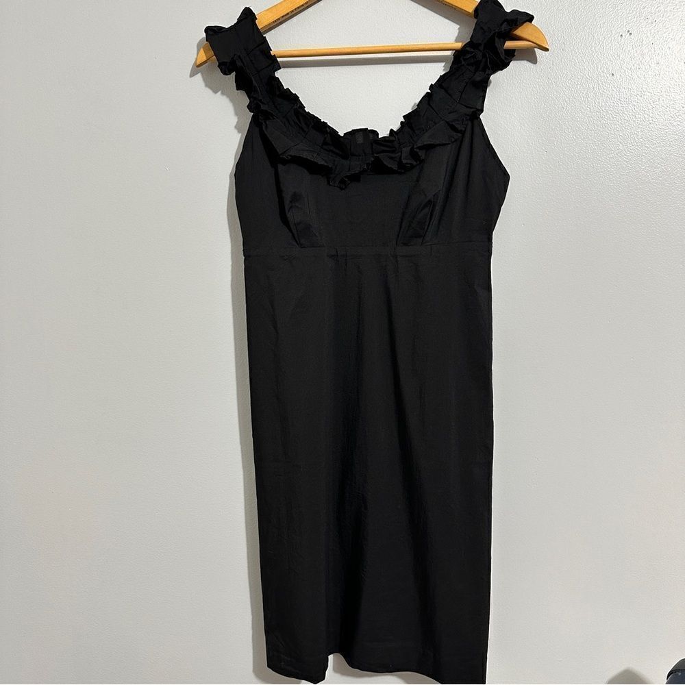 BANANA REPUBLIC Ruffled Sleeveless Sheath little Dress Black size 0